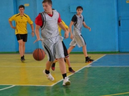 Учащиеся из Мелитополя - лучшие баскетболисты области