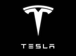 Электрический пикап Tesla получит «нечитаемое» название