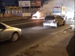 В Одессе на ходу загорелась машина (фото)