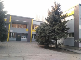 9-ю школу в Мелитополе превратили в опасную полосу препятствий (фото, видео)