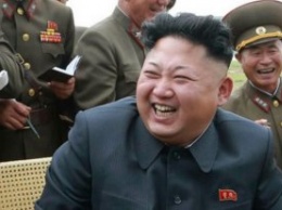 Ким Чен Ын неожиданно провел военные учения