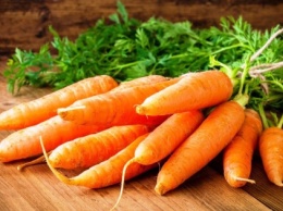 В Украине вдвое рухнули цены на морковь