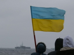 Освобожденные корабли ВМСУ начали прибывать в Очаков (обновляется, фото)