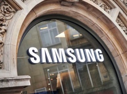 Samsung хочет стать как Apple и заменить смартфоны сервисами