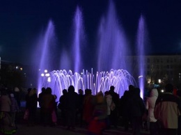 В Северодонецке убрали открытый неделю назад фонтан (фото)
