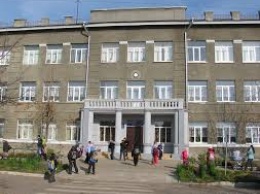 В Харькове подозрительная женщина проникла в школу
