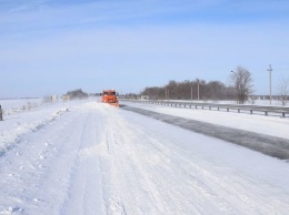 В Запорожской области подготовили 307 снегоуборочных машин, которые будут расчищать дороги в снегопад