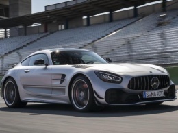 Mercedes-Benz подтвердил дебют долгожданного AMG GT Black Series