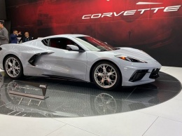 Новый Chevrolet Corvette журналисты назвали Автомобилем года (ФОТО)