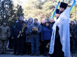 На Луганщине почтили память жертв Голодомора (фото)