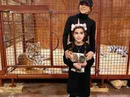 Точная копия Мурата: Ани Лорак показала новое фото с подросшей дочкой