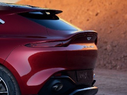 В Пирелли разработали для Aston Martin DBX «обувь» на все случаи жизни