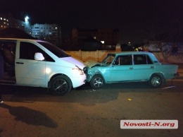 В Николаеве пьяный водитель на «Мерседесе» врезался в «Жигули»: два человека в больнице