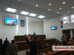 «Иди в ж*пу ее целуй», - депутаты проводят сессию Николаевского облсовета без Москаленко