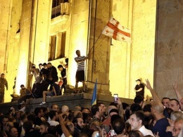 В Грузии во время разгона протеста задержали почти 30 человек