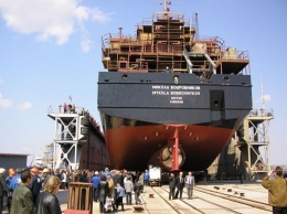 Завод «Океан» достроит два сухогруза типа «Буг»