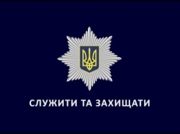 Одесские патрульные помогли мужчине с инвалидностью, - ВИДЕО