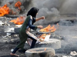 Протесты в Ираке: демонстранты подожгли иранское консульство