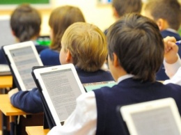 На е-учебниках для школьников николаевские чиновники присвоили 15 миллионов гривен