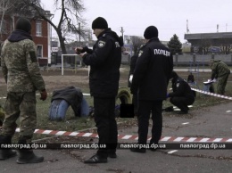 В Павлограде на территории школы обнаружили бездыханное тело