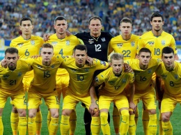 Украина опустилась на две позиции в рейтинге FIFA