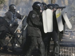 Адвокаты бывших "беркутовцев" считают, что они имели право стрелять в активистов - Закревская