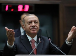 Франция потребовала от Турции извинений за выпад Эрдогана в адрес Макрона