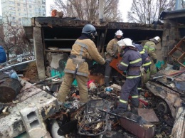 Взрыв в харьковском гараже унес жизни трех человек (ФОТО)