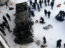 Число жертв жуткой аварии в России возросло до 19 человек