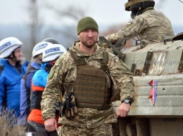 Тишина на фронте и разведение войск: в ноябре Украина продолжила терять героев (ФОТО)