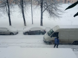 В Харькове - первый снег (фото)