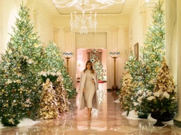 Как Мелания Трамп украсила Белый Дом к Рождеству