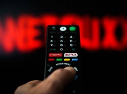 У Netflix сократился контент и число подписчиков