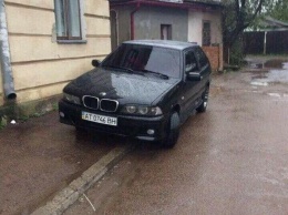 В Украине заметили самый странный «BMW»