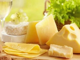 Как похудеть на сырной диете: диетологи раскрыли главный секрет