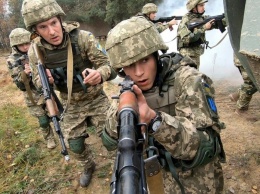 День ВСУ: семь важных фактов об украинских вооруженных силах