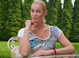 Анастасия Волочкова отреагировала на распространяемую в сети информацию о том, что она продает свой дом за миллиарды рублей