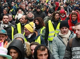 Во Франции во второй день протестов против пенсионной реформы вышел почти миллион митингующих