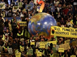 В Мадриде прошли многотысячные демонстрации против изменения климата