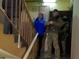 СБУ в Одессе задержала банду, которая вымогала деньги за "помощь" в судах. Фото