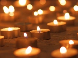 8 декабря в Украине объявили днем траура: скорбит вся страна