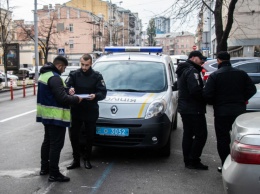 Во время оформления европротокола в центре Киева умер мужчина (ФОТО, ВИДЕО)