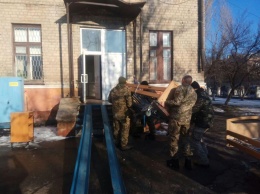 Диаспора и волонтеры передали помощь в ООС