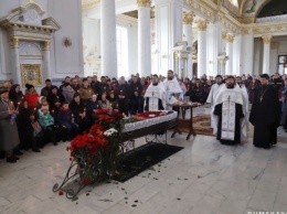 В Одессе проводили в последний путь погибшего спасателя Сергея Шатохина