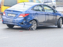 В Днепре на проспекте Хмельницкого столкнулись Тoyota и Hyundai