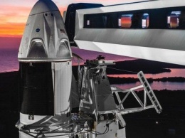 SpaceX назвала дату полета пилотируемого корабля Crew Dragon к МКС