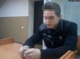 Суд изменил меру пресечения подозреваемому в убийстве активиста Артема Мирошниченко