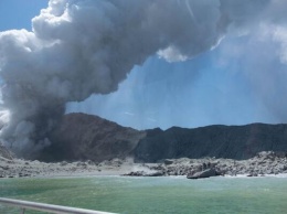 Как Чернобыль! Появились страшные фото с места извержения вулкана в Новой Зеландии
