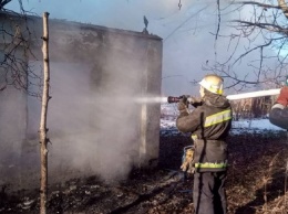 В Кривом Роге и Криворожском районе горели квартира и сарай