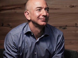 Крупнейшие финансисты мира назвали основателя Amazon Безоса бизнесменом десятилетия